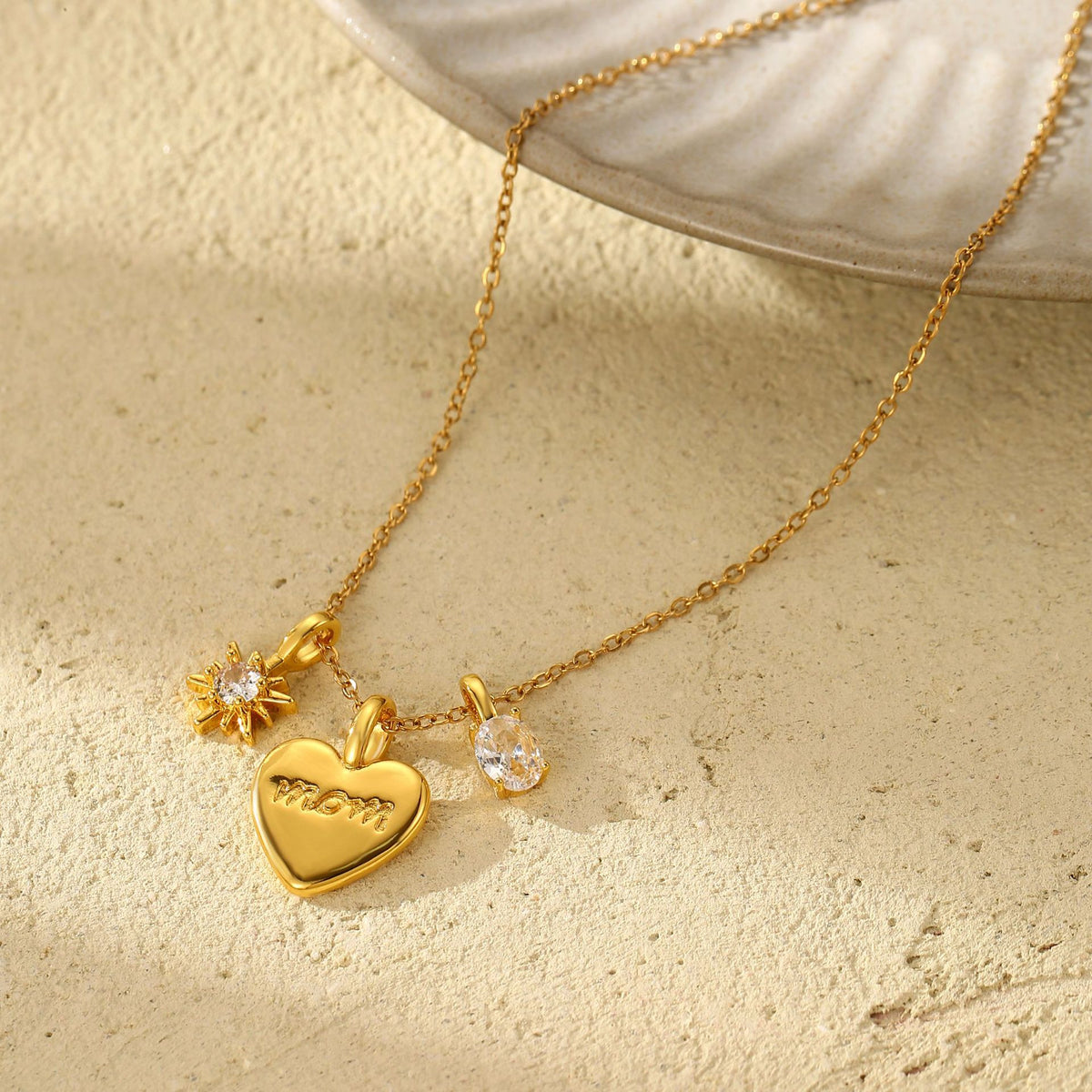 Roselle Necklace