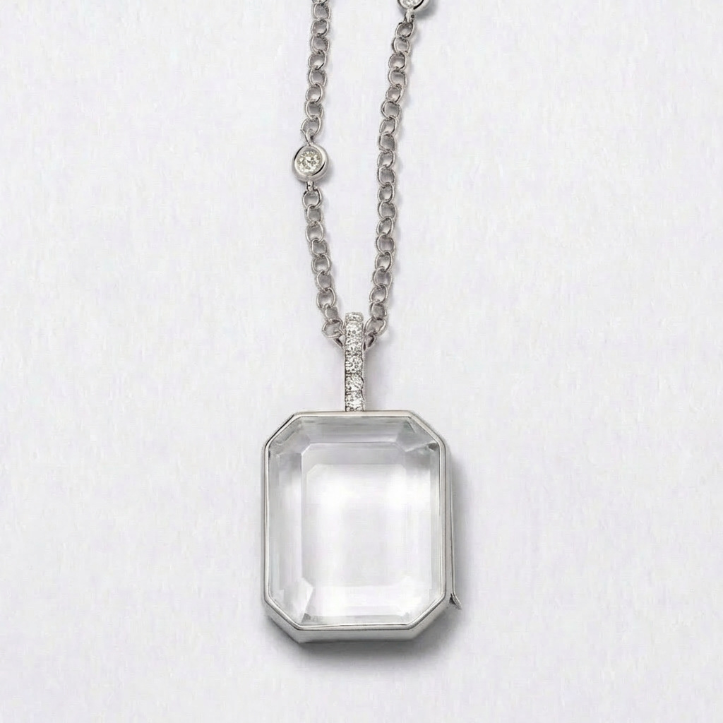 Adorné Amulet -  Box Necklace
