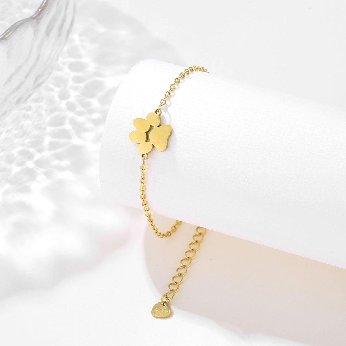 Aveline Paw Necklace