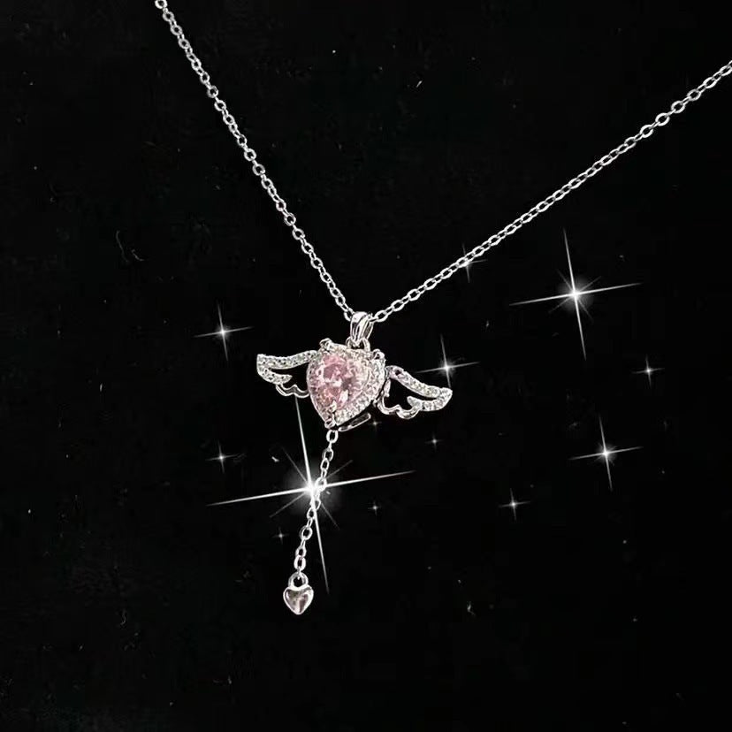 Solène Cupid Necklace