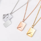 Collar de sobre Opaline