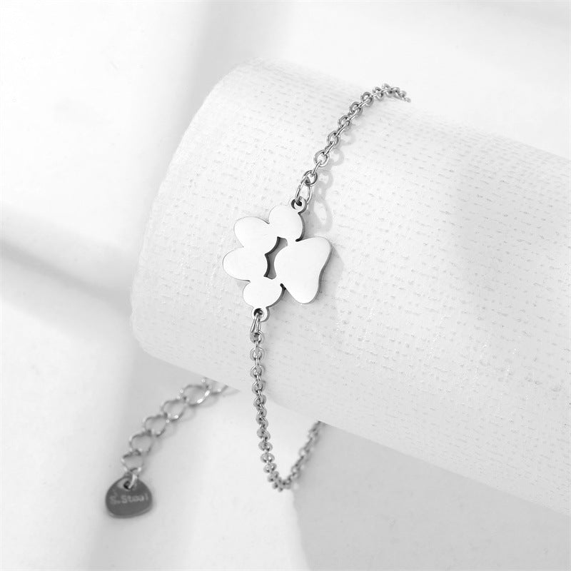 Aveline Paw Necklace