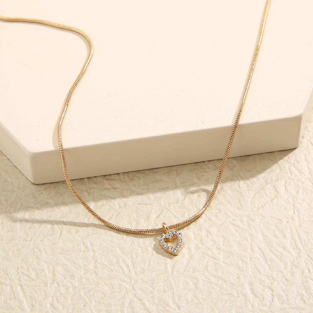 Eloria Necklace